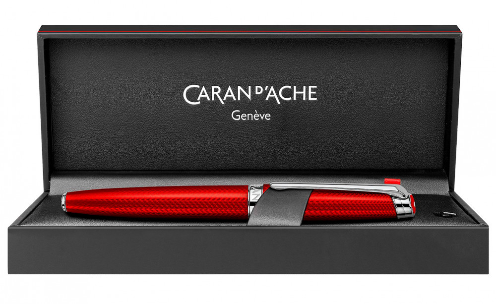 Ручка-роллер Caran d'Ache Leman Rouge Carmin, артикул 4779.580. Фото 5