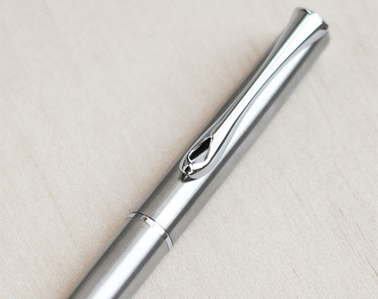 Ручка-роллер Diplomat Traveller Stainless Steel, артикул D20000650. Фото 3