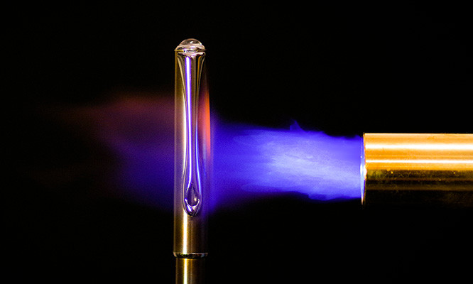 Перьевая ручка Diplomat Traveller Flame, артикул D40701023. Фото 7