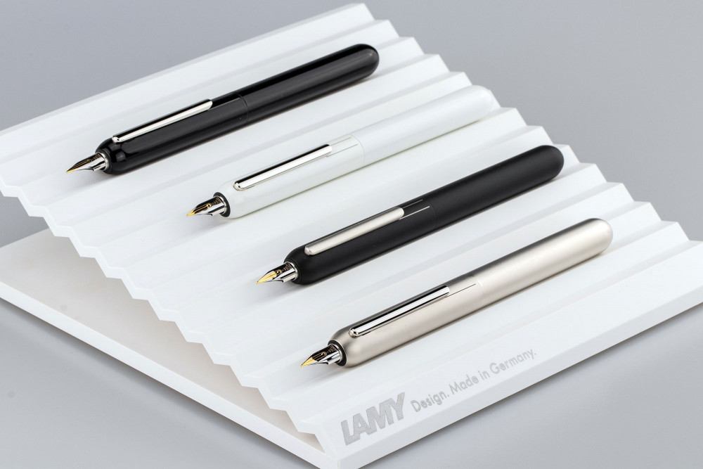 Перьевая ручка Lamy Dialog 3 Piano White, артикул 4027880. Фото 8