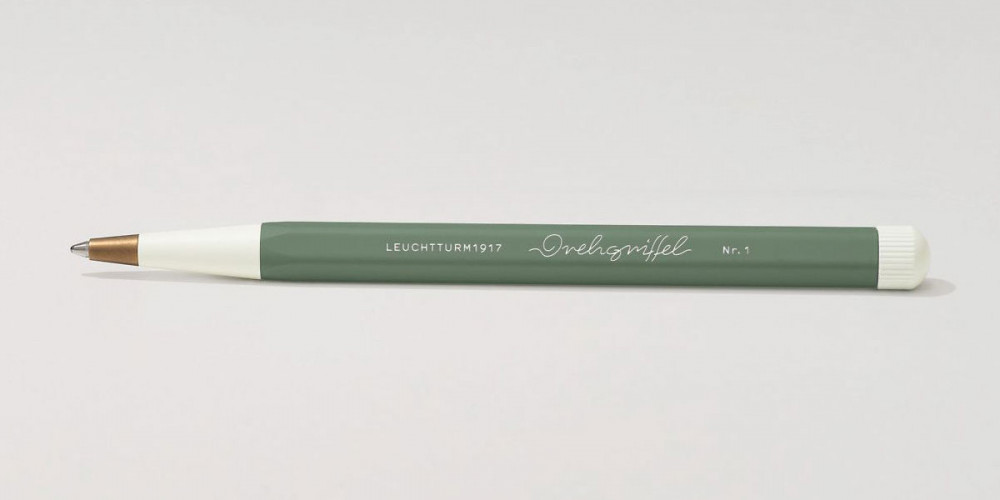 Шариковая ручка Leuchtturm Drehgriffel Nr.1 Olive, артикул 365532. Фото 4