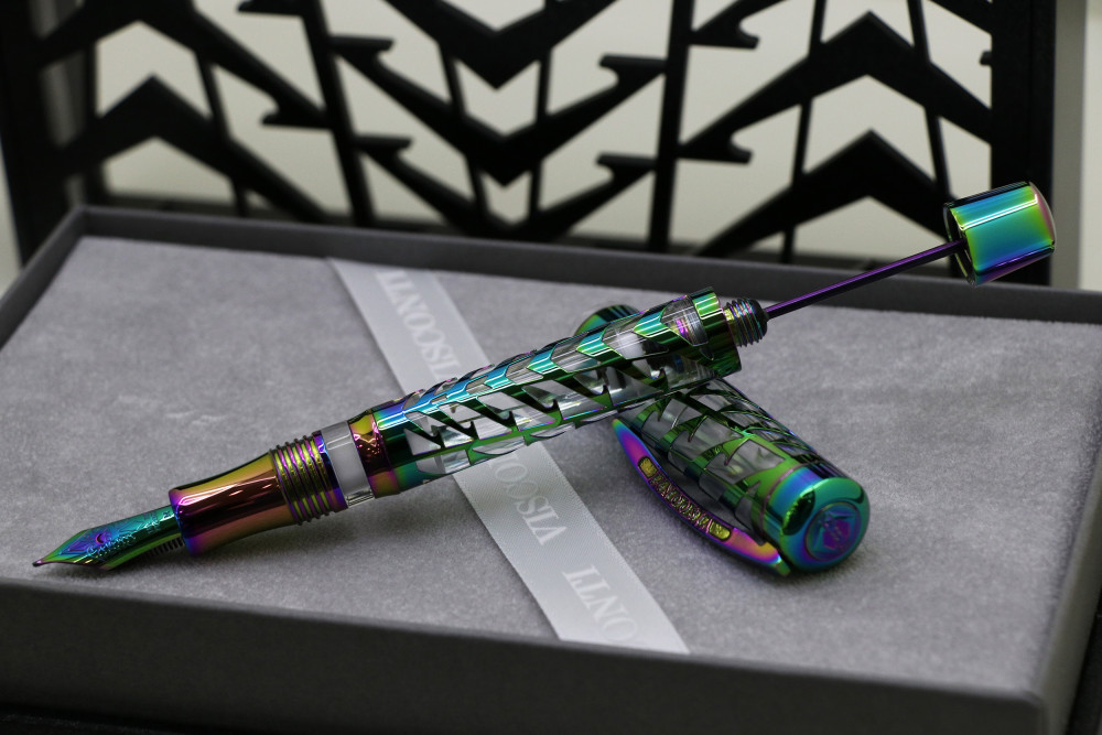 Перьевая ручка Visconti Watermark Rainbow Limited Edition, артикул KP20-04-FPF. Фото 5