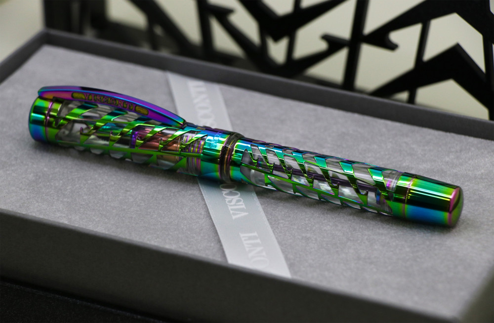 Перьевая ручка Visconti Watermark Rainbow Limited Edition, артикул KP20-04-FPF. Фото 6
