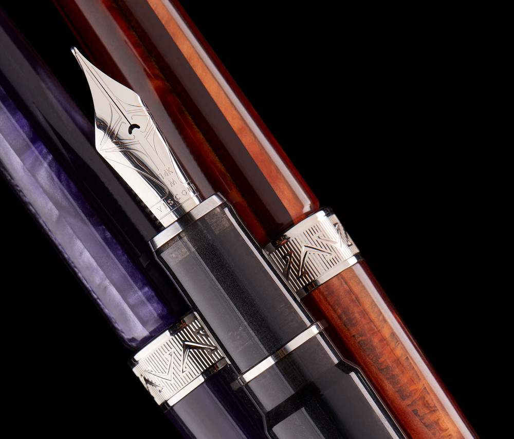 Перьевая ручка Visconti Voyager 2020 Black Star, артикул KP33-01-FPEF. Фото 4