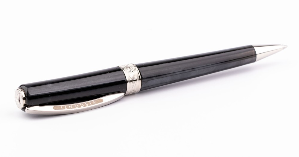Шариковая ручка Visconti Voyager 2020 Black Star, артикул KP33-01-BP. Фото 3