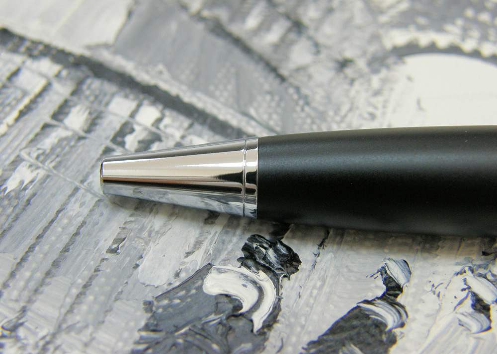 Шариковая ручка Pierre Cardin L'Esprit Soft Touch черный лак красный лак хром, артикул PC6604BP. Фото 3