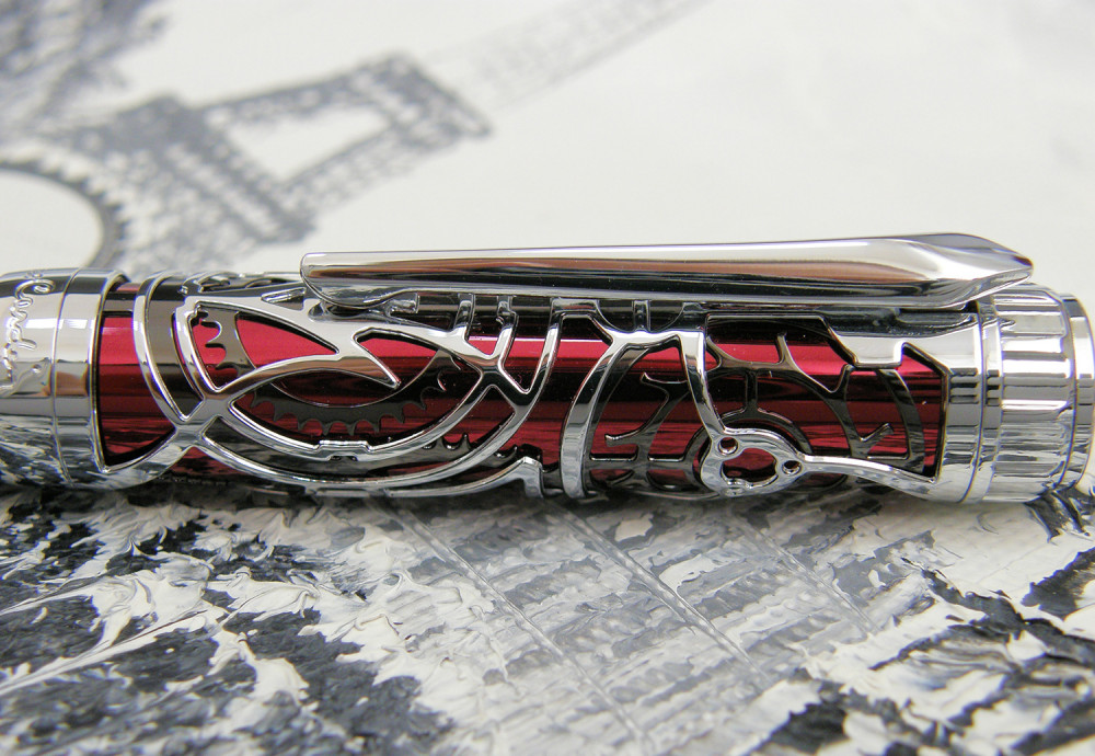 Шариковая ручка Pierre Cardin L'Esprit Soft Touch черный лак красный лак хром, артикул PC6604BP. Фото 4