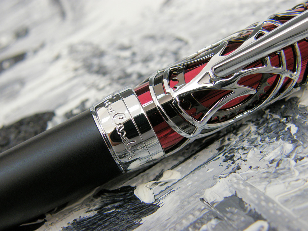 Шариковая ручка Pierre Cardin L'Esprit Soft Touch черный лак красный лак хром, артикул PC6604BP. Фото 5