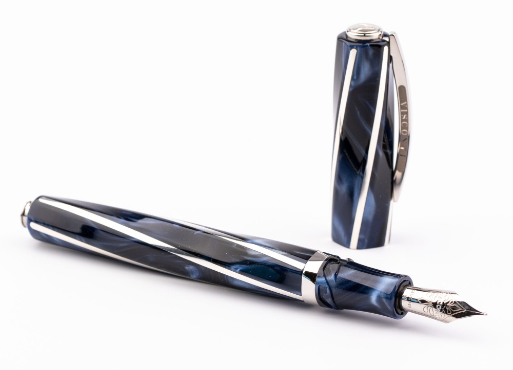 Перьевая ручка Visconti Divina Elegance Imperial Blue, артикул KP18-03-FPF. Фото 3