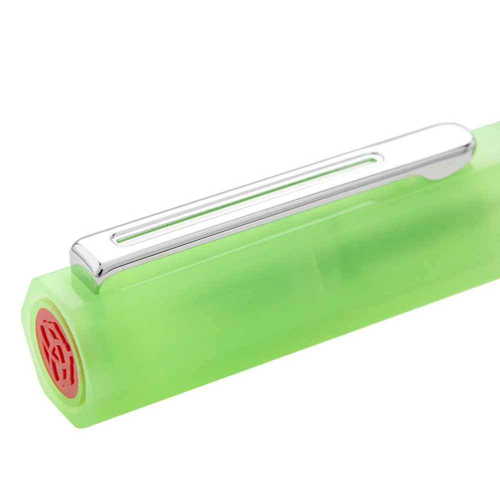 Перьевая ручка TWSBI Eco Glow Green, артикул M2532290. Фото 3
