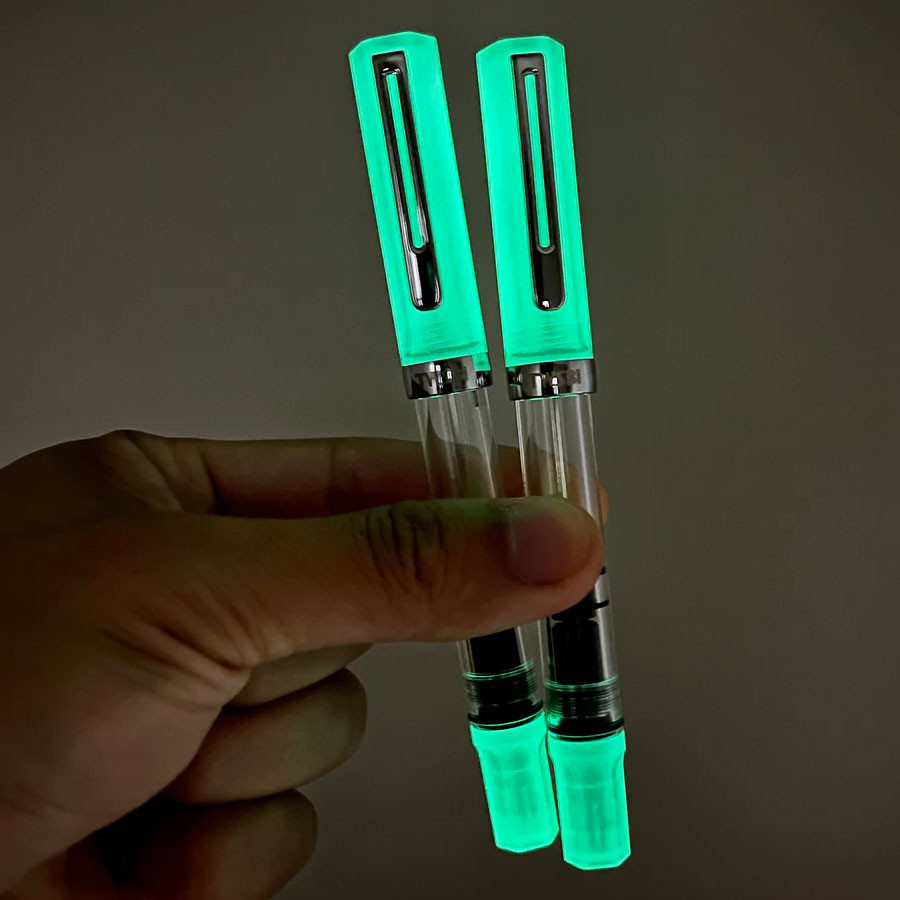 Перьевая ручка TWSBI Eco Glow Green, артикул M2532290. Фото 5
