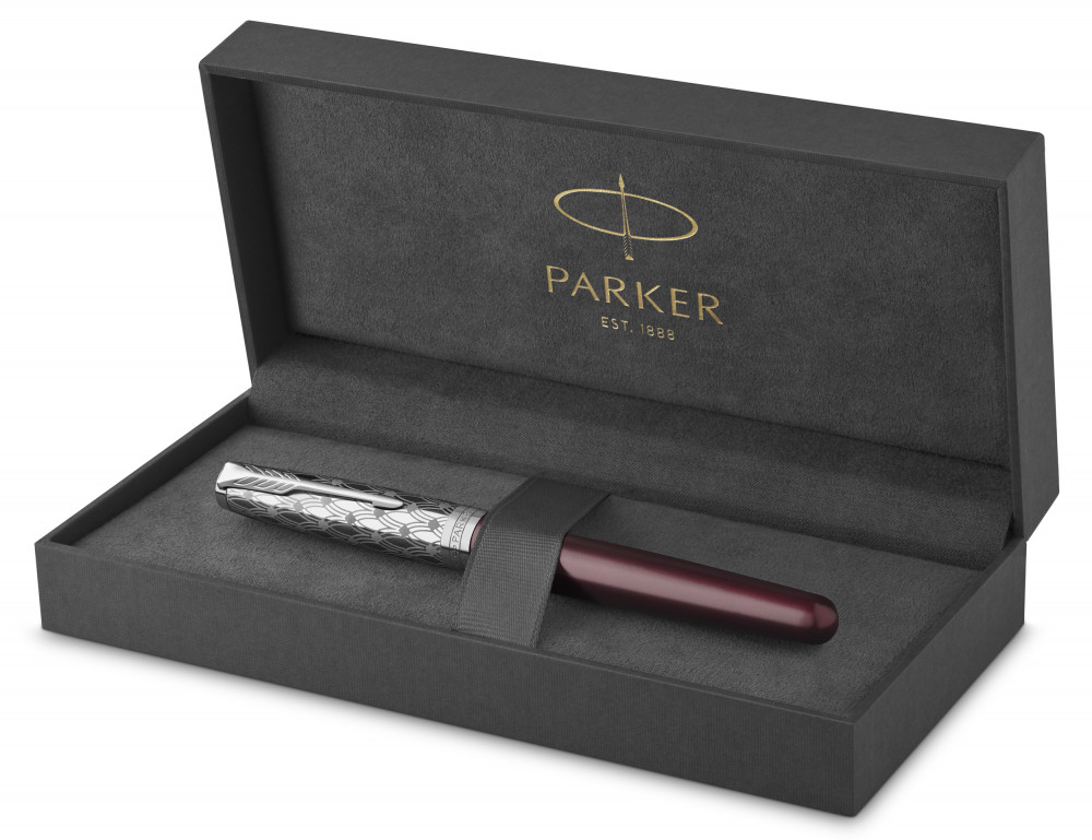 Перьевая ручка Parker Sonnet Premium Metal & Red Lacquer CT, артикул 2119650. Фото 4