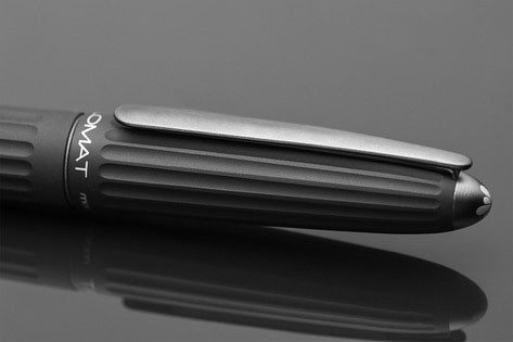 Шариковая ручка Diplomat Aero Black, артикул D20000932. Фото 2
