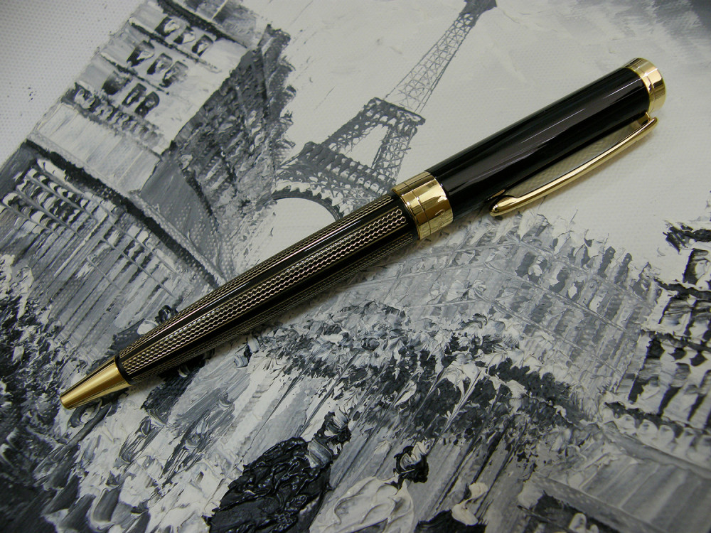 Шариковая ручка Pierre Cardin Tresor Black Lacquer GT рифленый рисунок, артикул PC7212BP. Фото 2