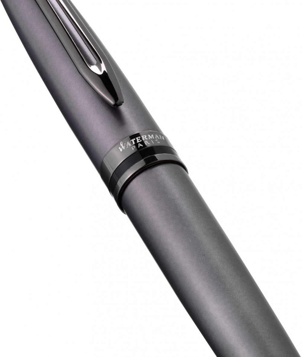 Шариковая ручка Waterman Expert Metallic Silver RT, артикул 2119256. Фото 2