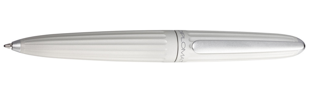 Шариковая ручка Diplomat Aero Matt Silver, артикул D20000865. Фото 1