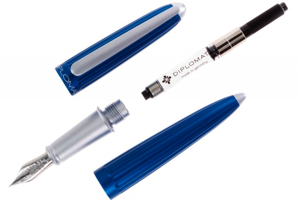 Перьевая ручка Diplomat Aero Blue, артикул D40306023. Фото 3