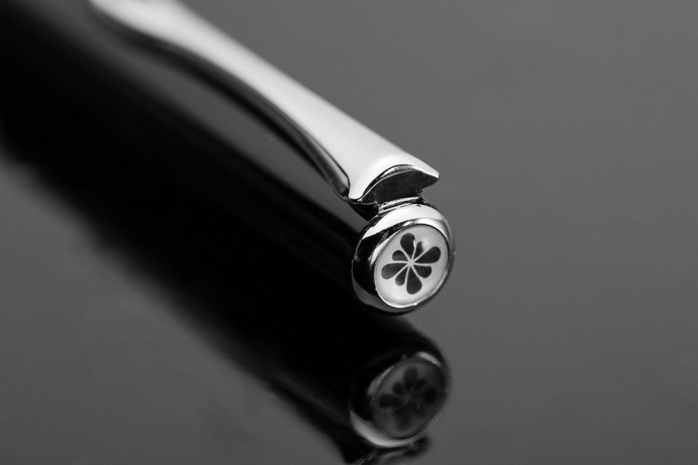 Шариковая ручка Diplomat Traveller Black Lacquer, артикул D10424968. Фото 3