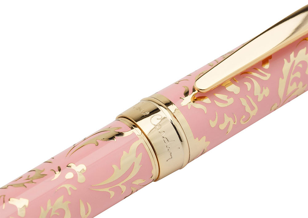 Шариковая ручка Pierre Cardin Renaissance розовый лак гравировка с позолотой, артикул PC8300BP. Фото 3
