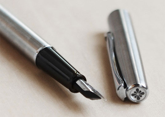 Перьевая ручка Diplomat Traveller Stainless Steel, артикул D10057495. Фото 4