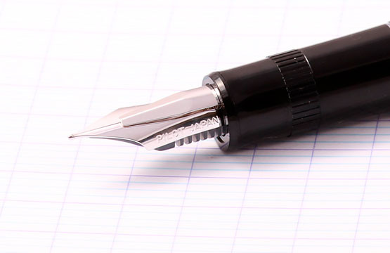 Перьевая ручка Pilot Justus 95 Black Rhodium, артикул FJ3MRR-NB-F-COF-NT. Фото 5