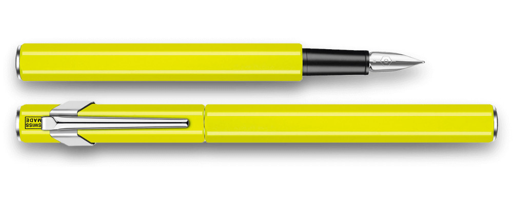 Перьевая ручка Caran d'Ache Office 849 Fluorescent Yellow, артикул 842.470. Фото 2
