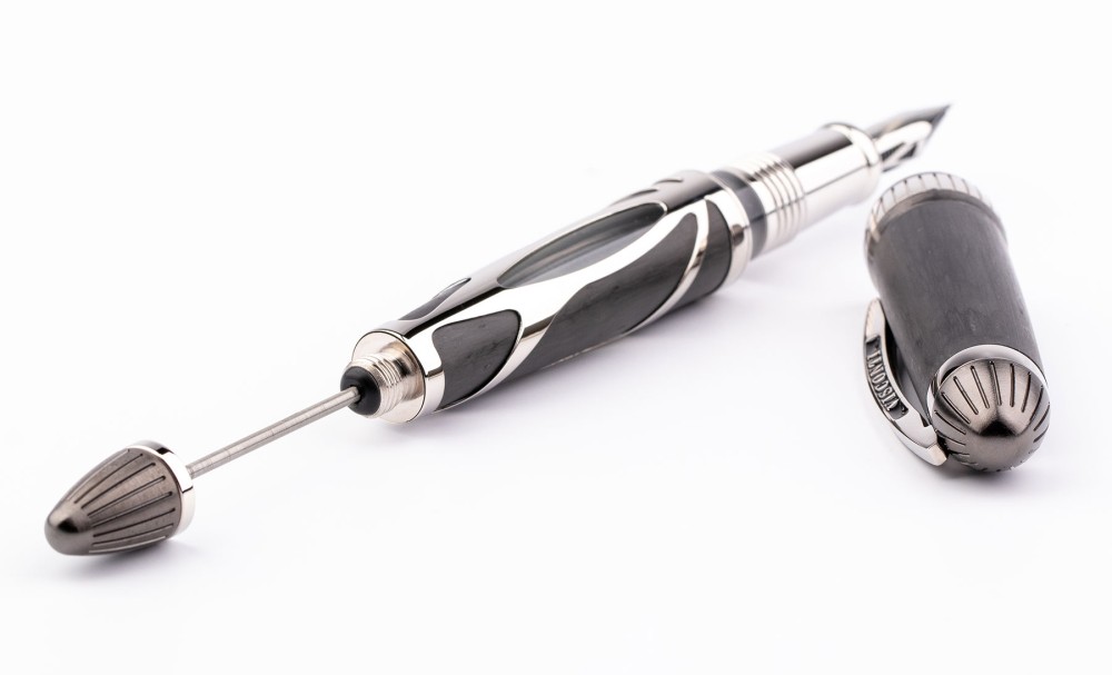 Перьевая ручка Visconti Torpedo Carbon Tubular Limited Edition, артикул KP22-01-FP1F. Фото 4