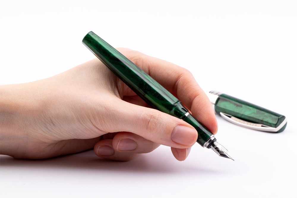 Перьевая ручка Visconti Mirage Emerald, артикул KP09-05-FPEF. Фото 5