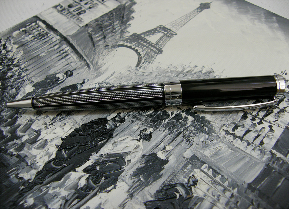 Шариковая ручка Pierre Cardin Tresor Black Lacquer CT рифленый рисунок, артикул PC7211BP. Фото 3
